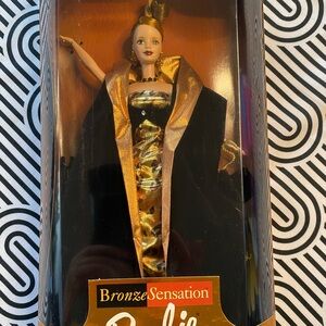 Barbie Bronze sensation NRFB 1998 Mattel 20022 Vintage Collectible